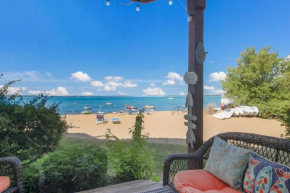 Beachside 108 with Pool Hot Tub and Direct Beach Access